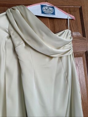 KHANUM'S One-Shoulder Satin Dress in Cream - XL